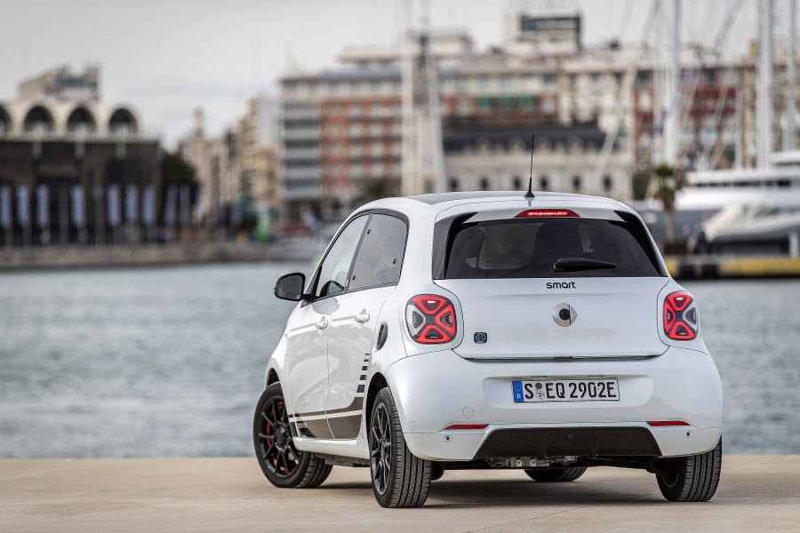  Smart EQ ForFour Edition One (W453) 2020 года  (WW) (фото 25 из 59)